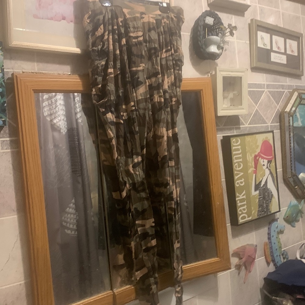 Wet seal leggings